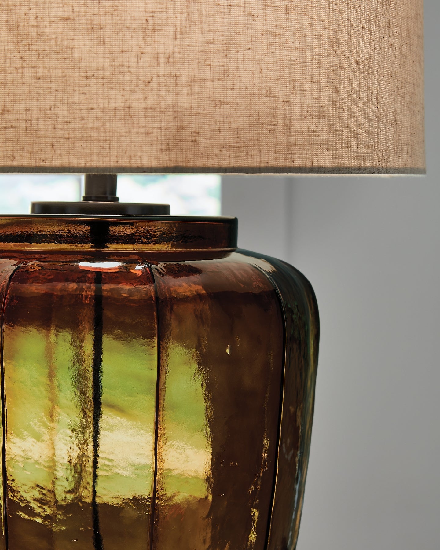 Lampe de table en verre Bainmore (1/CN)
