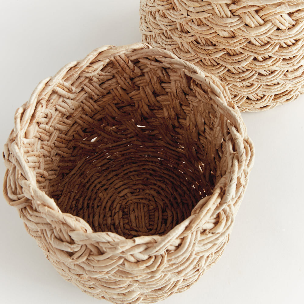 Ensemble de paniers de rangement tressés en abaca