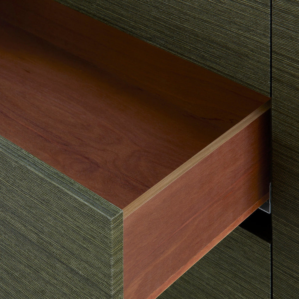 Table de chevet Cardiff en toile de graminée vert olive foncé