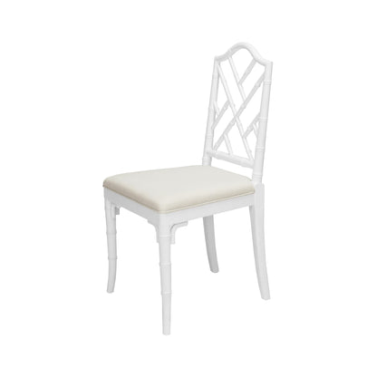 Chaise Bella White à motifs ajourés