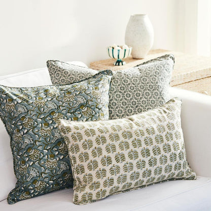 Housse de coussin céladon mousse Iznik