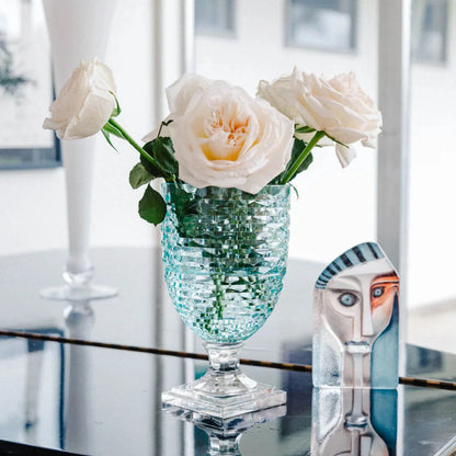 Ouragan en cristal taillé bleu pâle