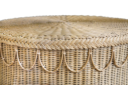 Table basse festonnée St Germain