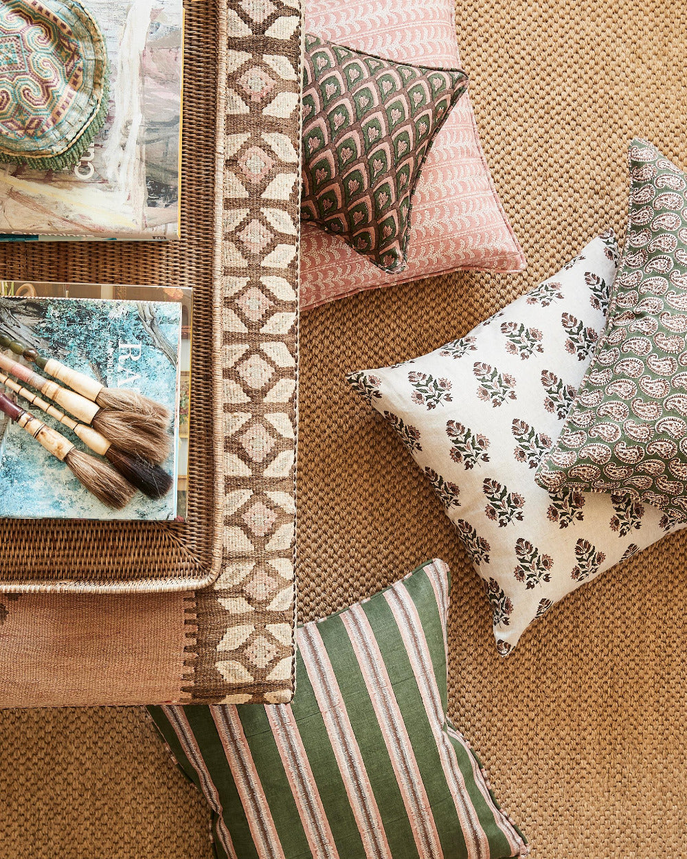 Housse de coussin lombaire Haveli en bois de rose