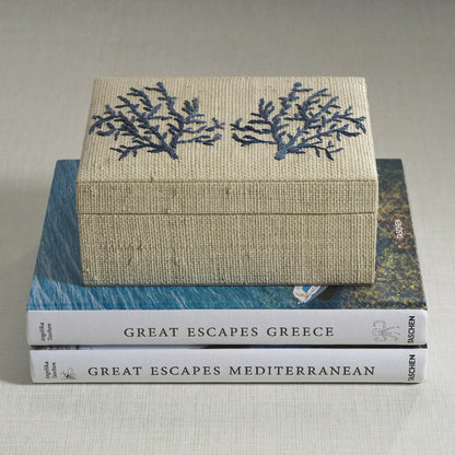 Boîte en raphia corail bleu