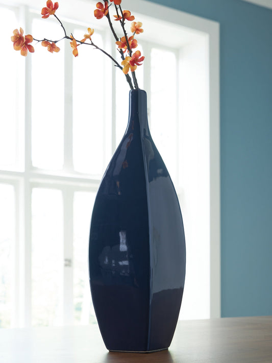 Vase Abtinson