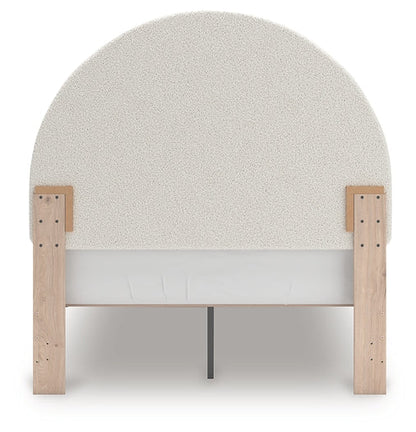 Lit à panneaux entièrement rembourré Arloster